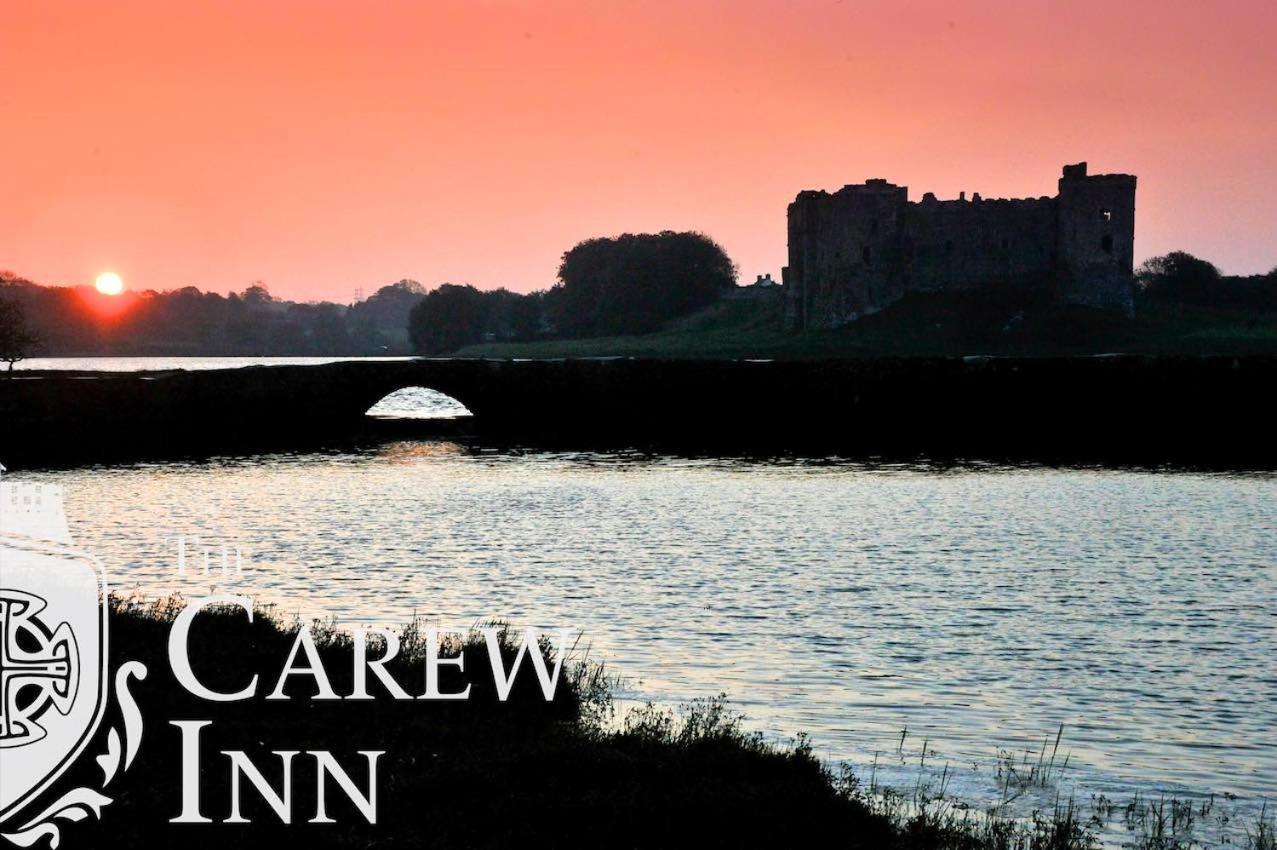 Carew Inn Dış mekan fotoğraf